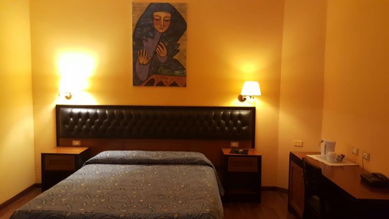 Hotel Ambasciatori Palermo Luaran gambar